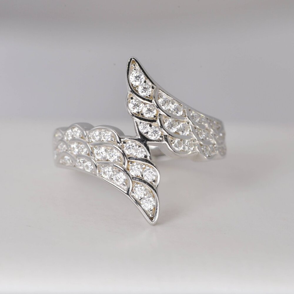 Moissanite Angel Wing Ring 925 Sterling, sz 7